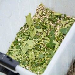 The Handy 2500 Watt Impact Shredder C/w Collection Box -Flower Harvest Shop 180190 3