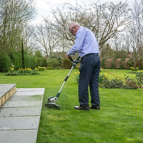 Webb 650w 29cm Cut Electric Line Trimmer 2 Webb 650w 29cm Cut Electric Line Trimmer - Image 2