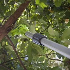 Greenworks 24V Polesaw With 2Ah Battery And Charger 9 Greenworks 24V Polesaw With 2Ah Battery And Charger -Flower Harvest Shop 180273 4