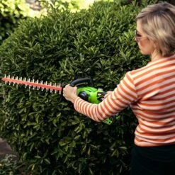 Greenworks 40v Hedge Trimmer With 2Ah Battery And Charger -Flower Harvest Shop 180282 4