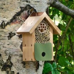 Bee Barn -Flower Harvest Shop 190056 3